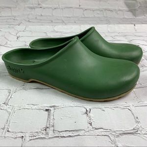 Sloggers green gardening clogs slip on rubber
